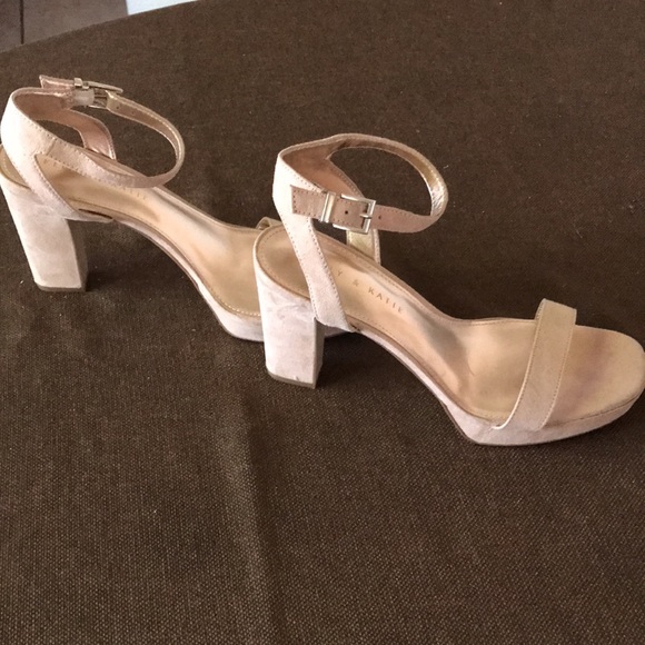 Kelly and Kate Sarafine size 9.5 high heel sandals NWOT Ankle strap Fresh look!! - Picture 5 of 9